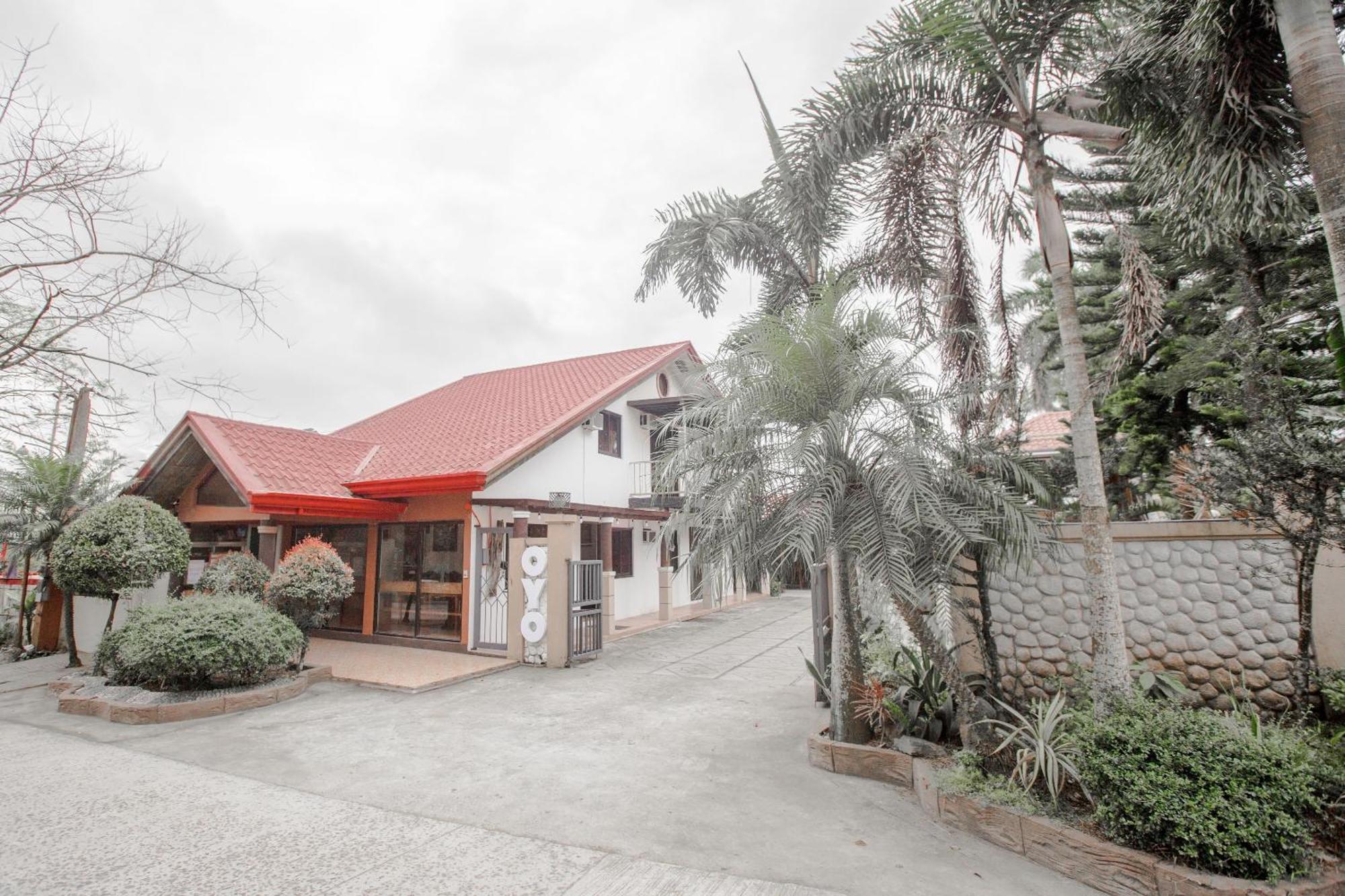 Oyo 741 Sierra Travellers Inn Tagaytay City Exterior foto