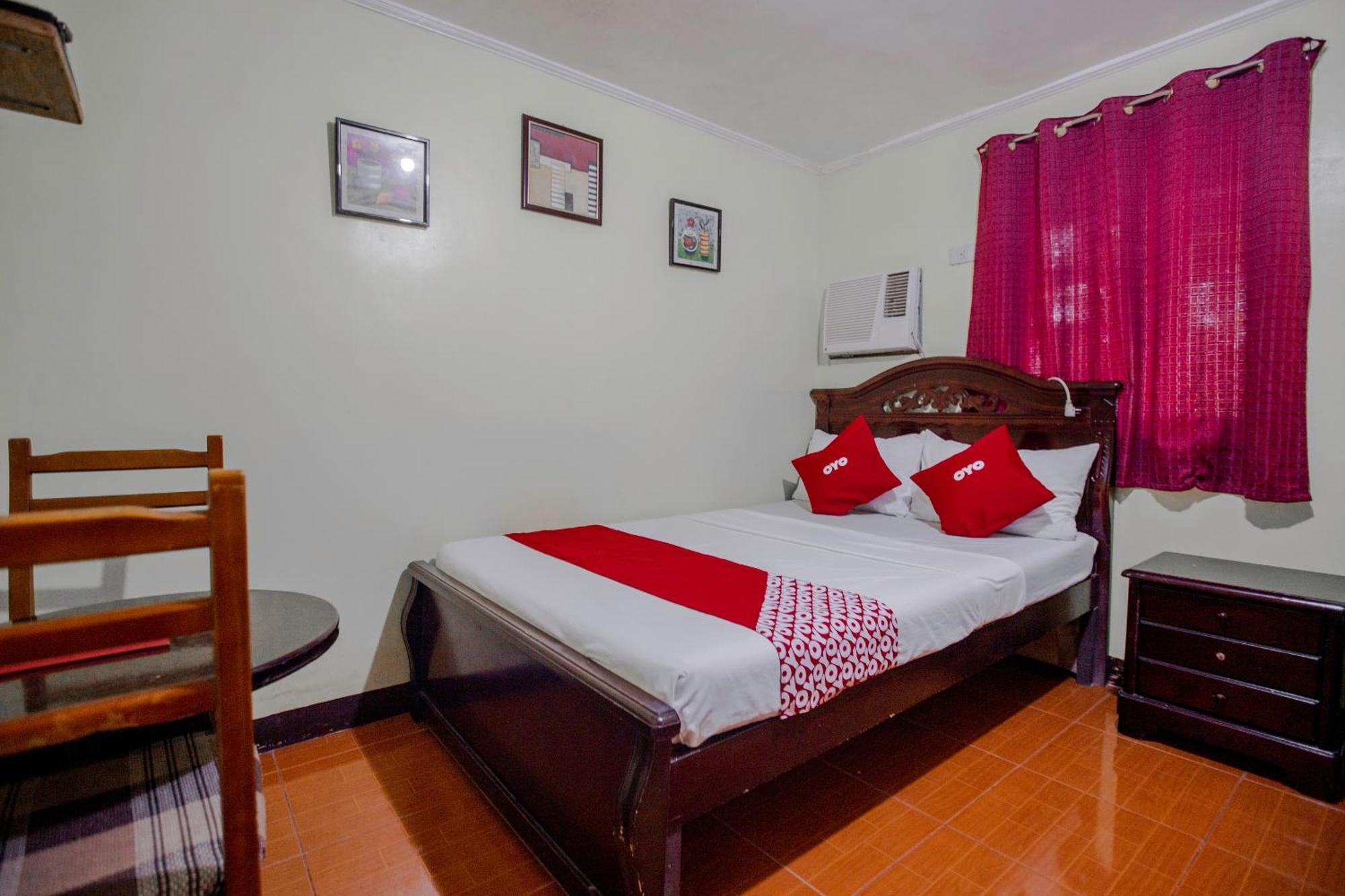 Oyo 741 Sierra Travellers Inn Tagaytay City Exterior foto