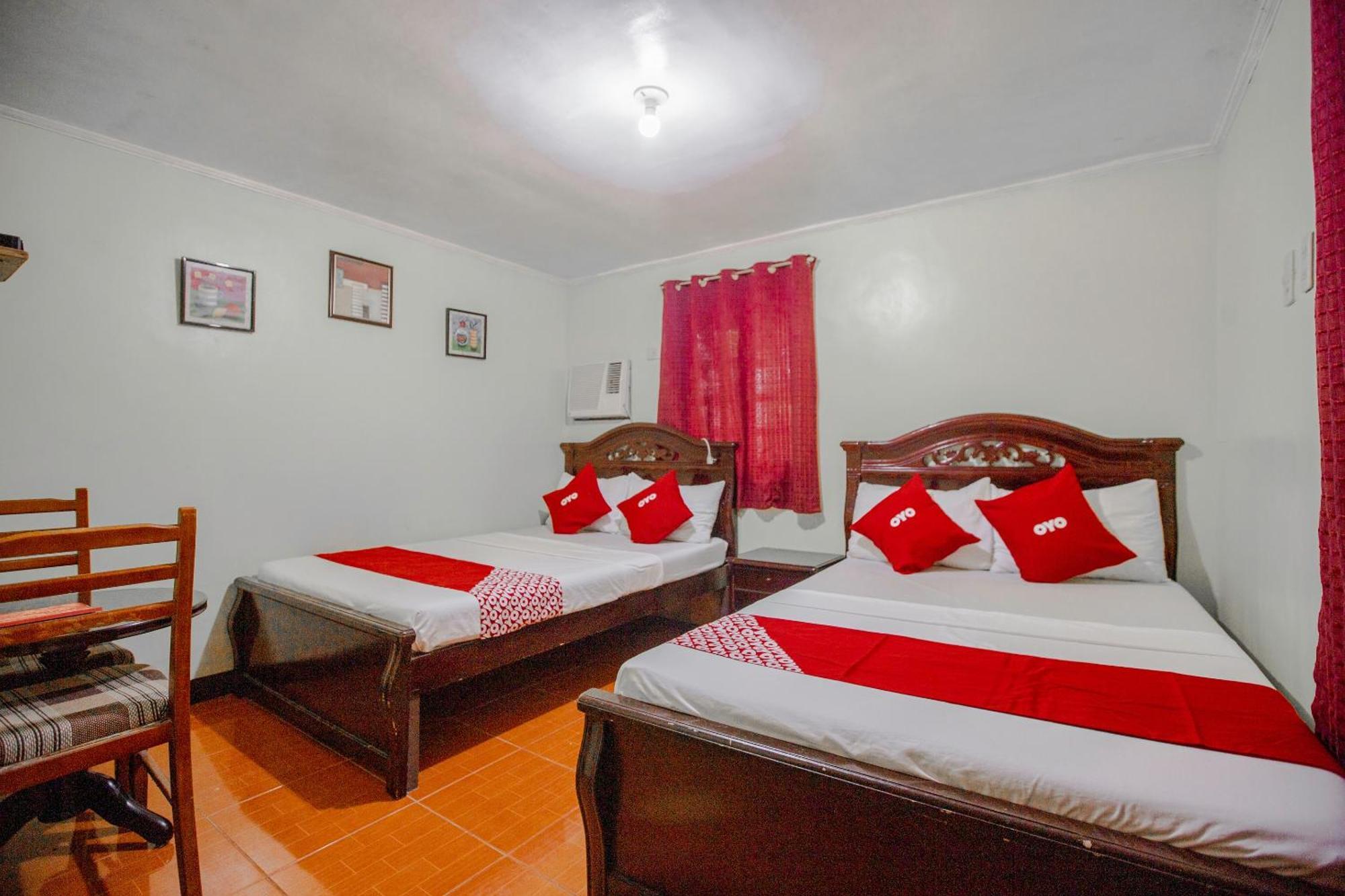 Oyo 741 Sierra Travellers Inn Tagaytay City Exterior foto